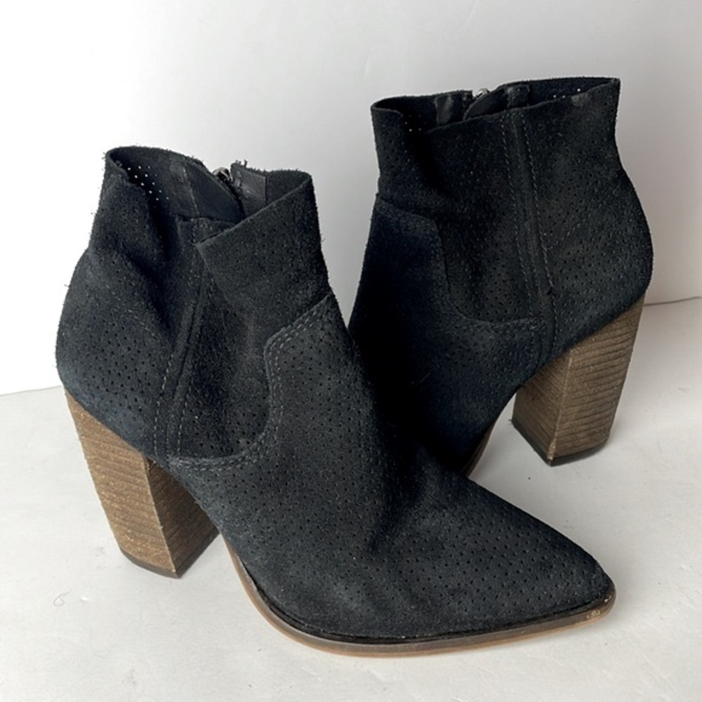 Vince Camuto Cava Black Ankle Boots 6